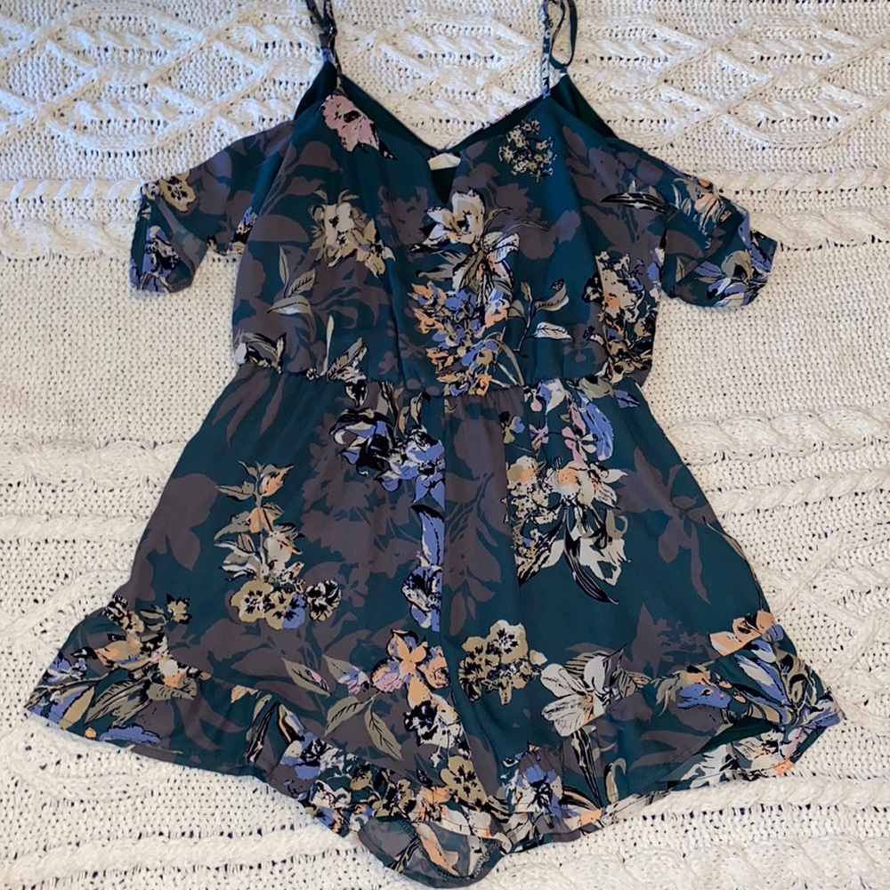 Francesca’s Emerald Floral Romper
